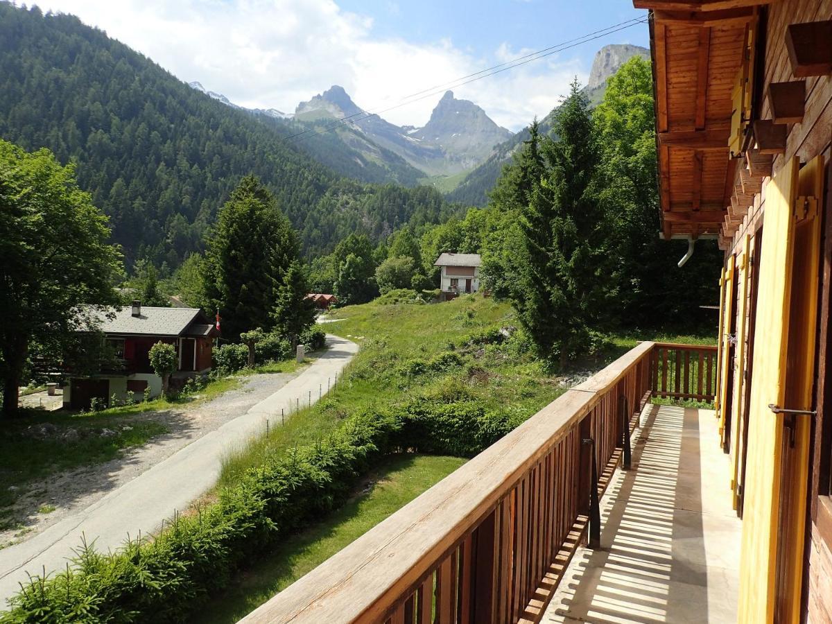 Chalet Le Muguet Villa Ovronnaz Exterior photo